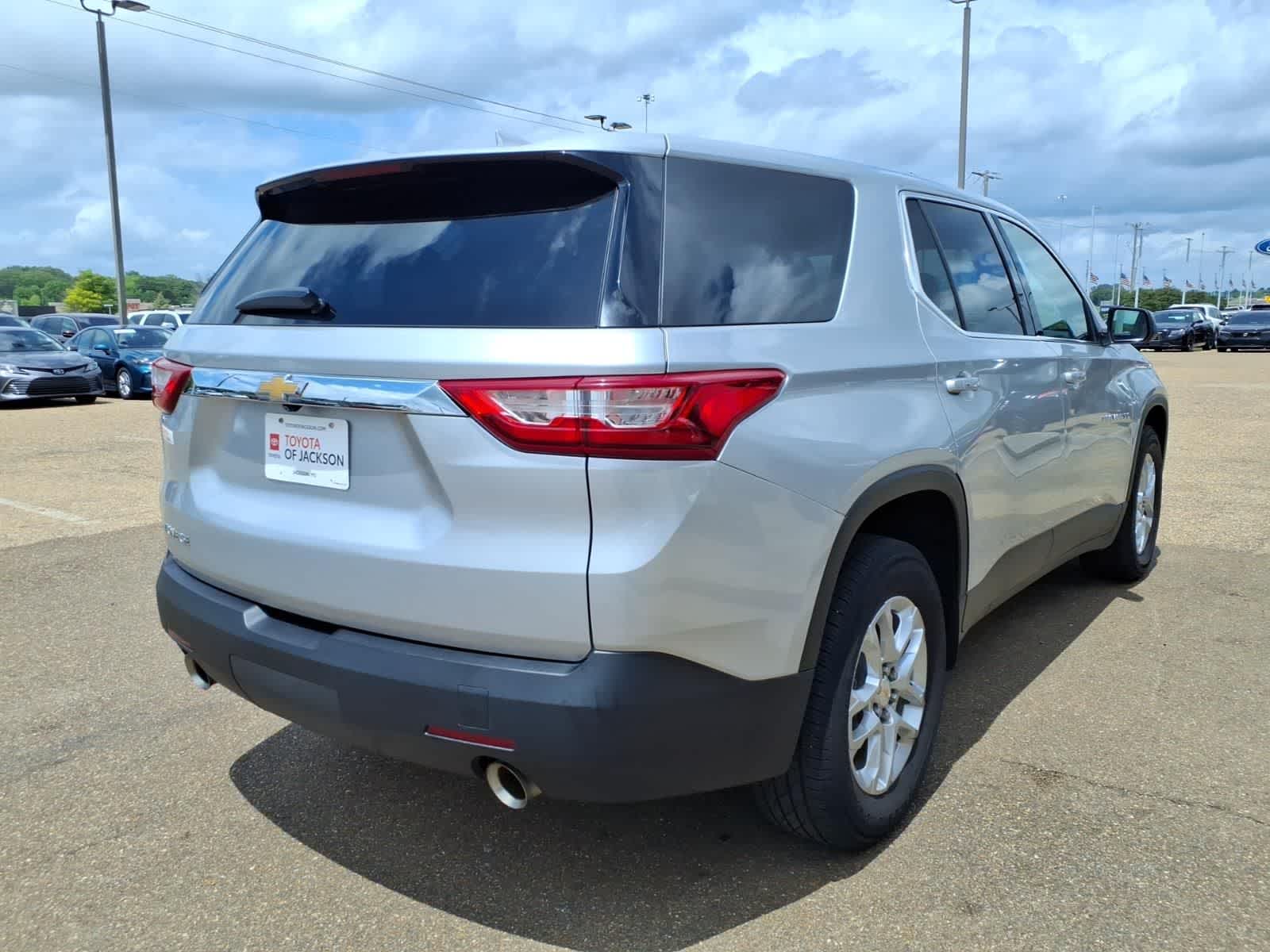 2021 Chevrolet Traverse FWD 4dr LS w/1LS