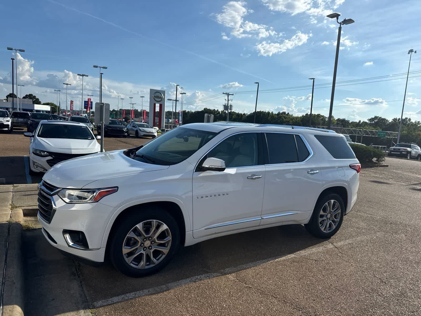 2021 Chevrolet Traverse FWD 4dr Premier