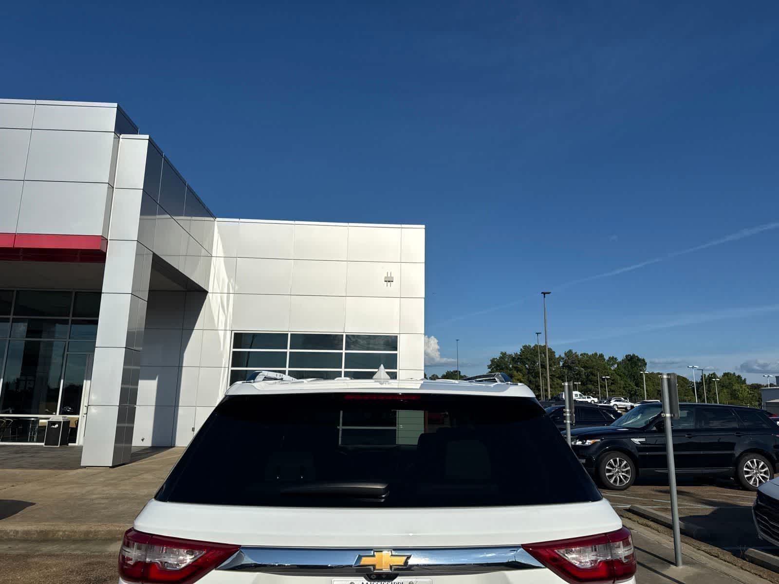 2021 Chevrolet Traverse FWD 4dr Premier