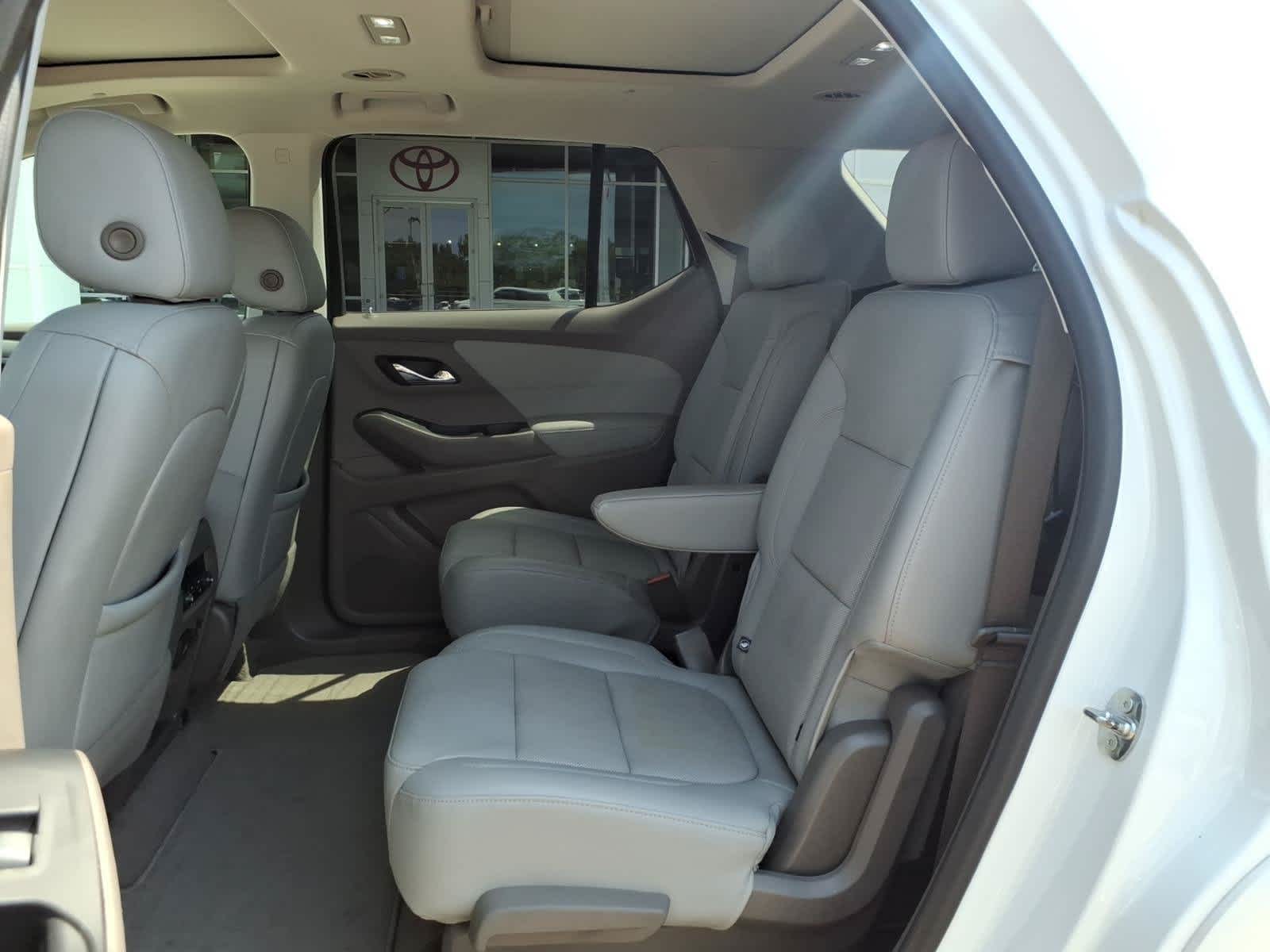 2021 Chevrolet Traverse FWD 4dr Premier