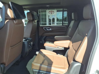 2023 Chevrolet Suburban 2WD 4dr High Country