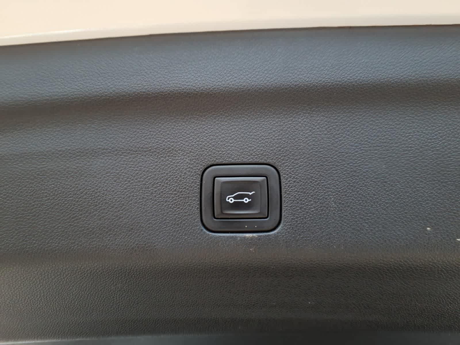 2023 Chevrolet Tahoe 2WD 4dr High Country