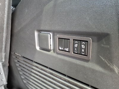 2023 Chevrolet Tahoe 2WD 4dr High Country