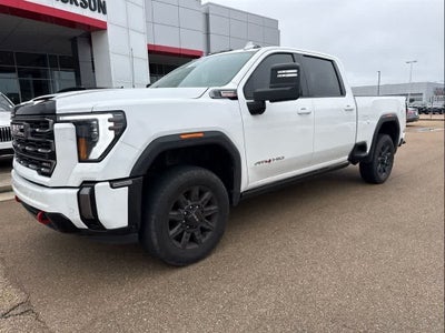 2024 GMC Sierra 2500HD 4WD Crew Cab 159 AT4