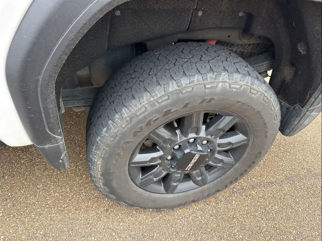 2024 GMC Sierra 2500HD 4WD Crew Cab 159 AT4