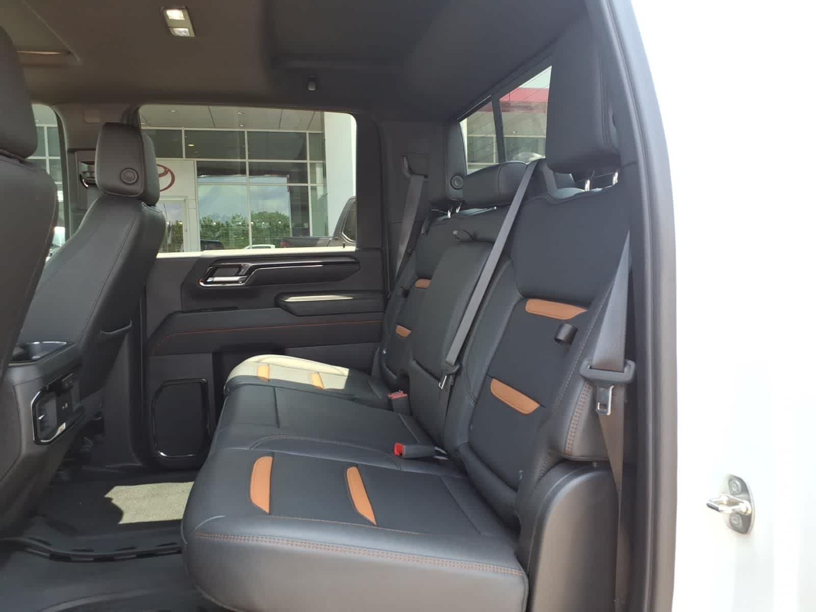 2024 GMC Sierra 2500HD 4WD Crew Cab 159 AT4