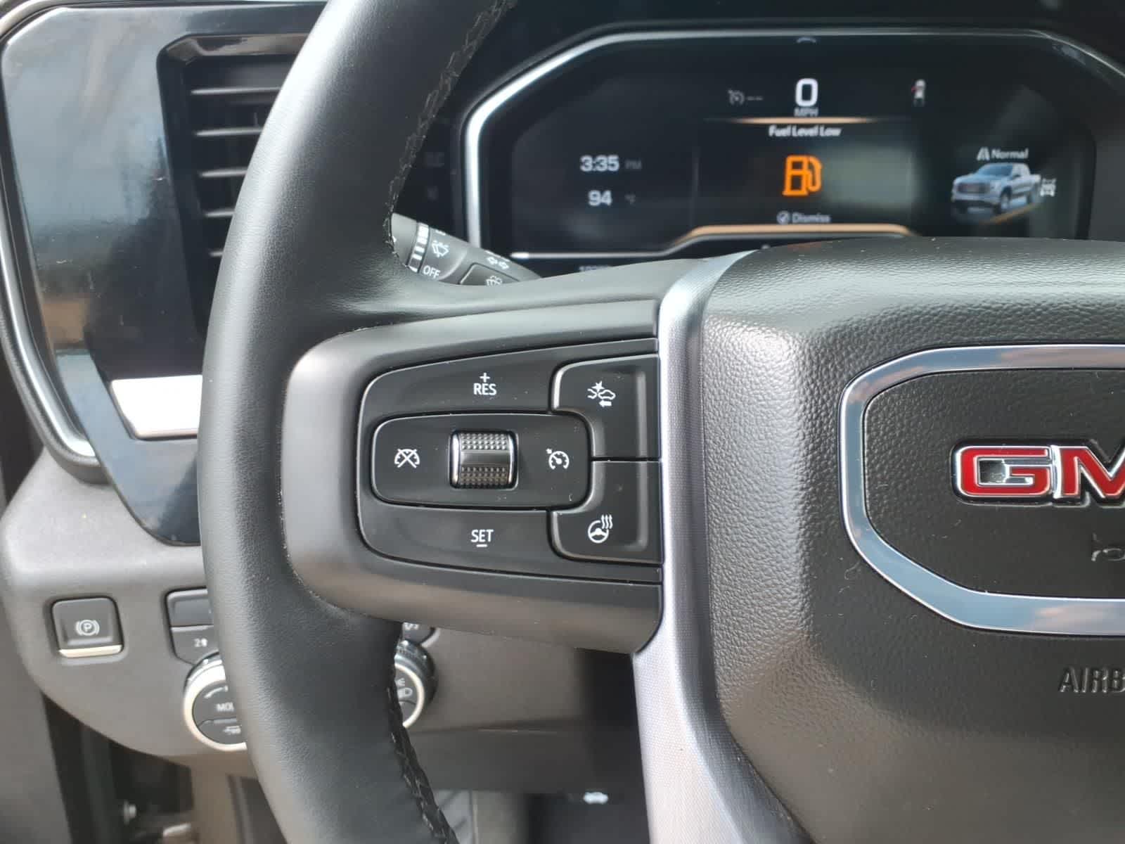 2024 GMC Sierra 1500 4WD Crew Cab 147 Elevation w/3VL
