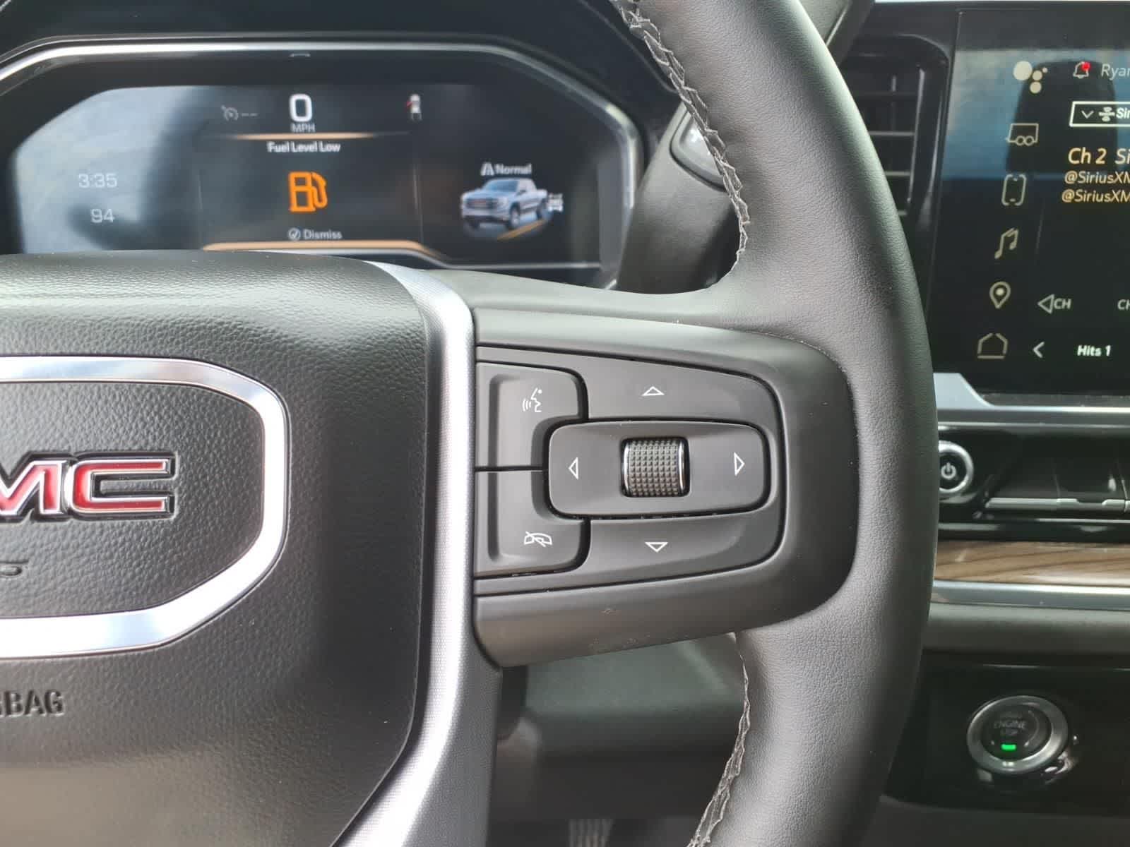 2024 GMC Sierra 1500 4WD Crew Cab 147 Elevation w/3VL