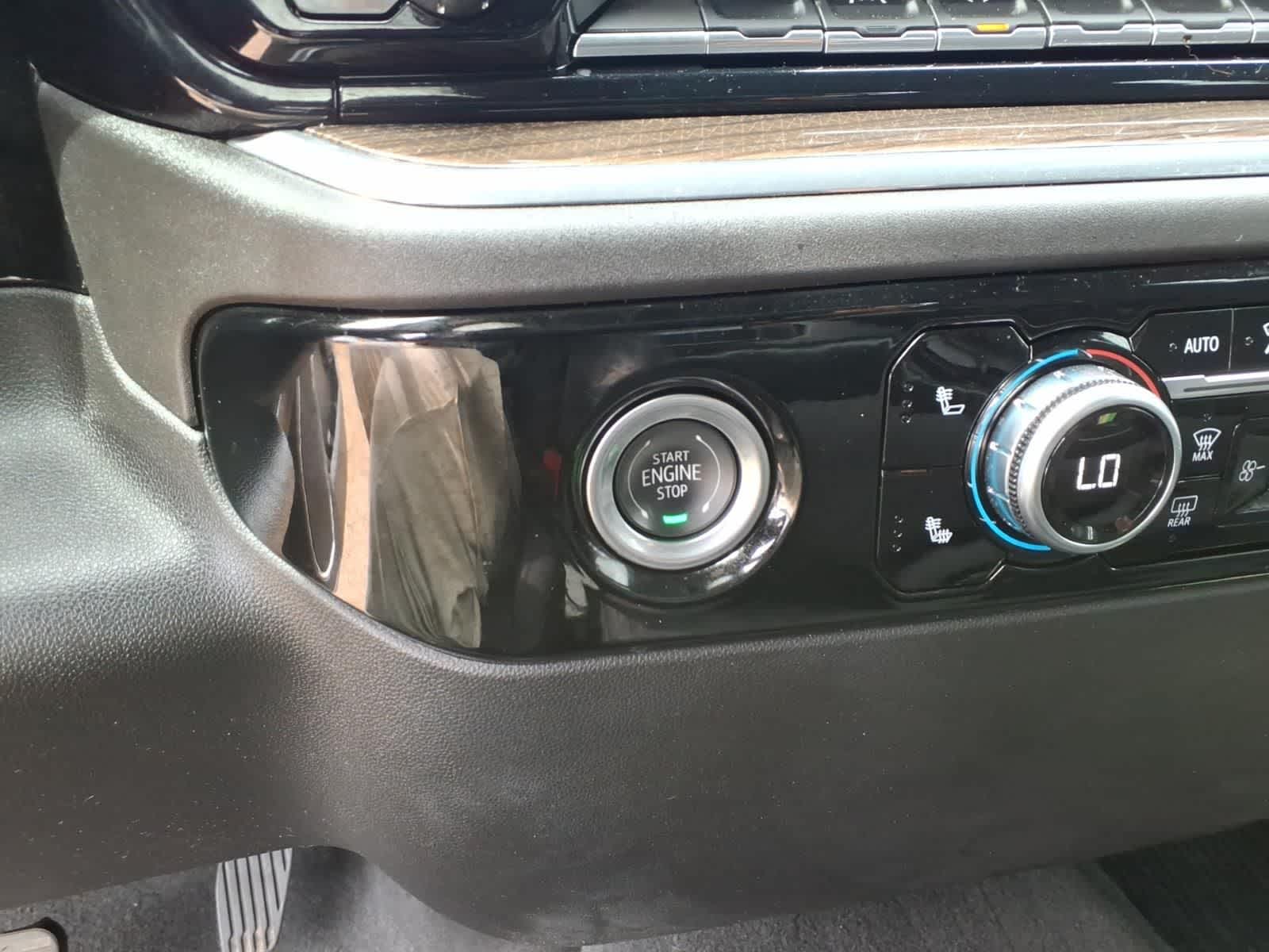 2024 GMC Sierra 1500 4WD Crew Cab 147 Elevation w/3VL