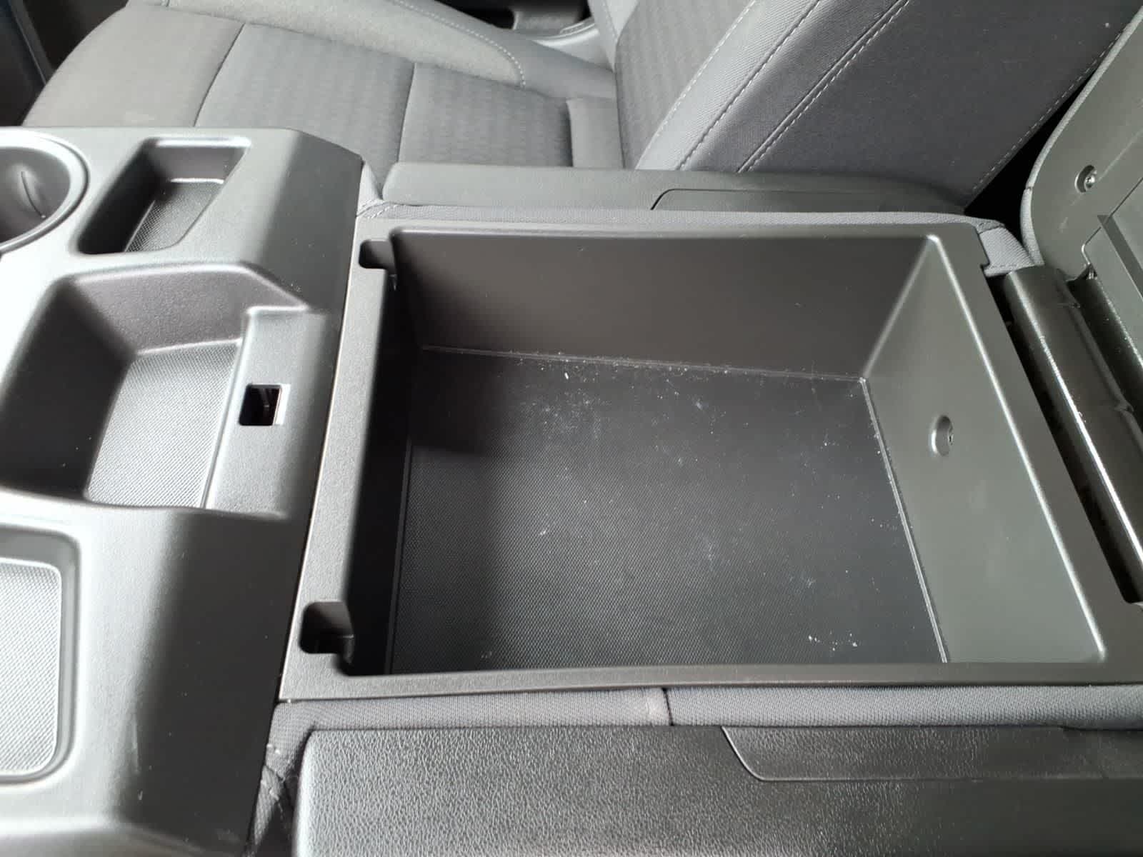 2024 GMC Sierra 1500 4WD Crew Cab 147 Elevation w/3VL