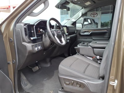 2024 GMC Sierra 1500 4WD Crew Cab 147 Elevation w/3VL