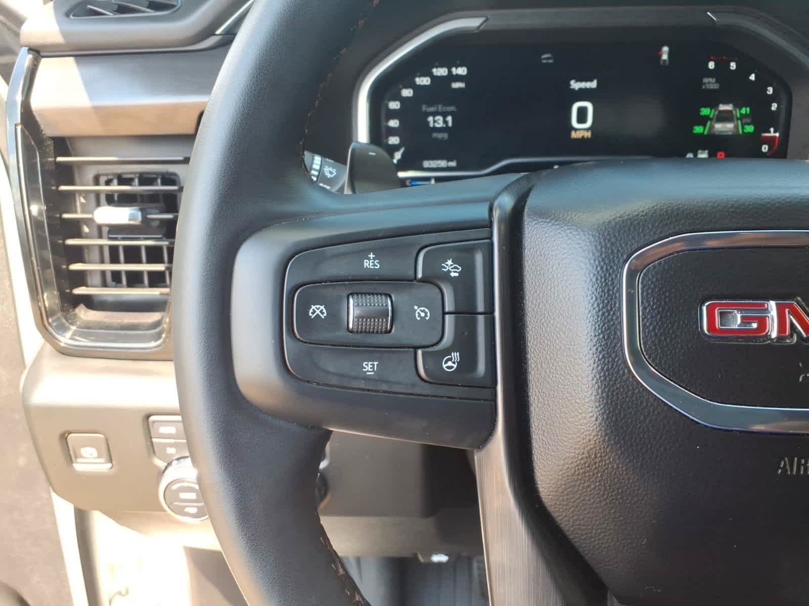 2024 GMC Sierra 1500 4WD Crew Cab 147 AT4