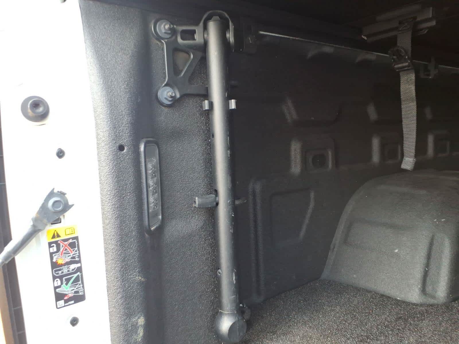 2024 GMC Sierra 1500 4WD Crew Cab 147 AT4