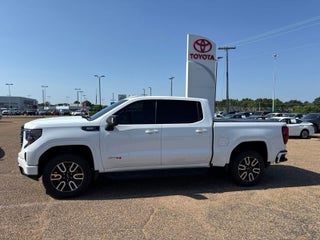 2024 GMC Sierra 1500 4WD Crew Cab 147 AT4