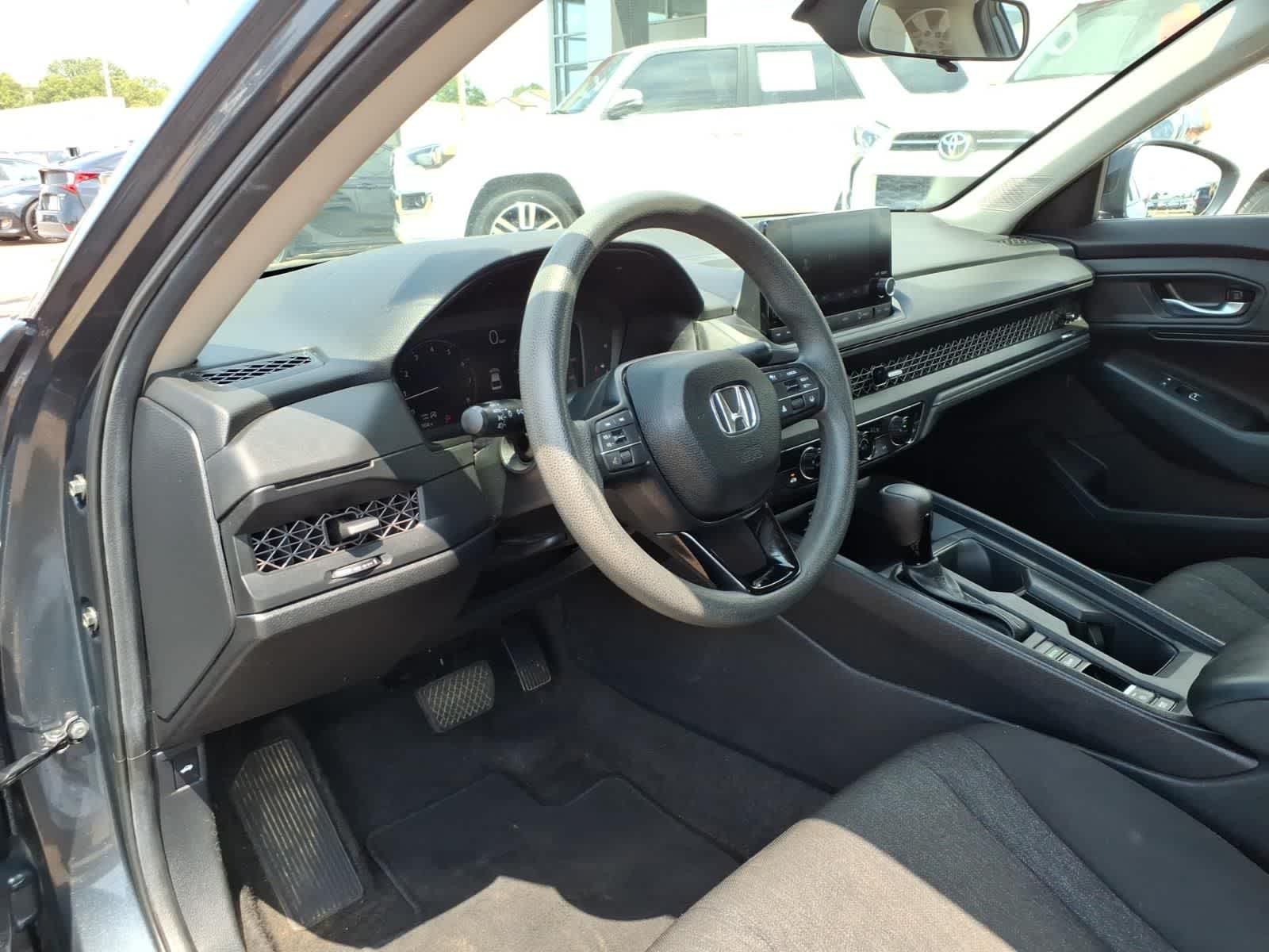 2025 Honda Accord SE CVT