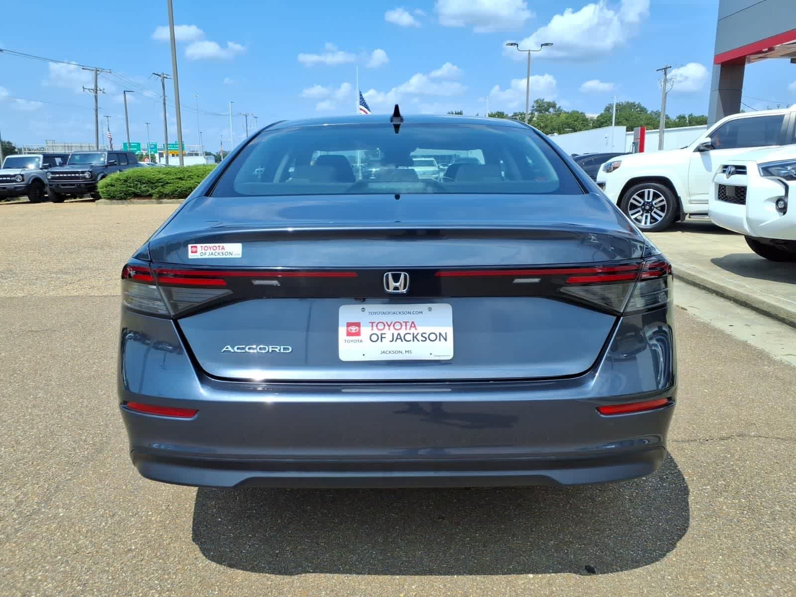 2025 Honda Accord SE CVT