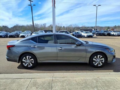 2023 Nissan Altima 2.5 S Sedan