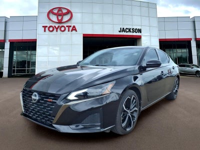 2025 Nissan Altima SR FWD