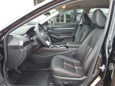 2025 Nissan Altima SR FWD