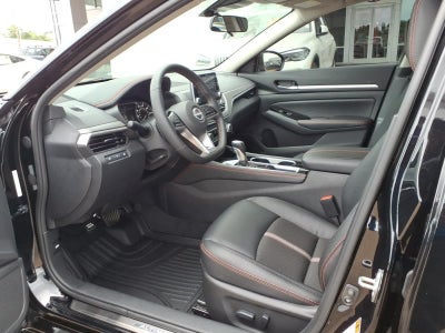 2025 Nissan Altima SR FWD