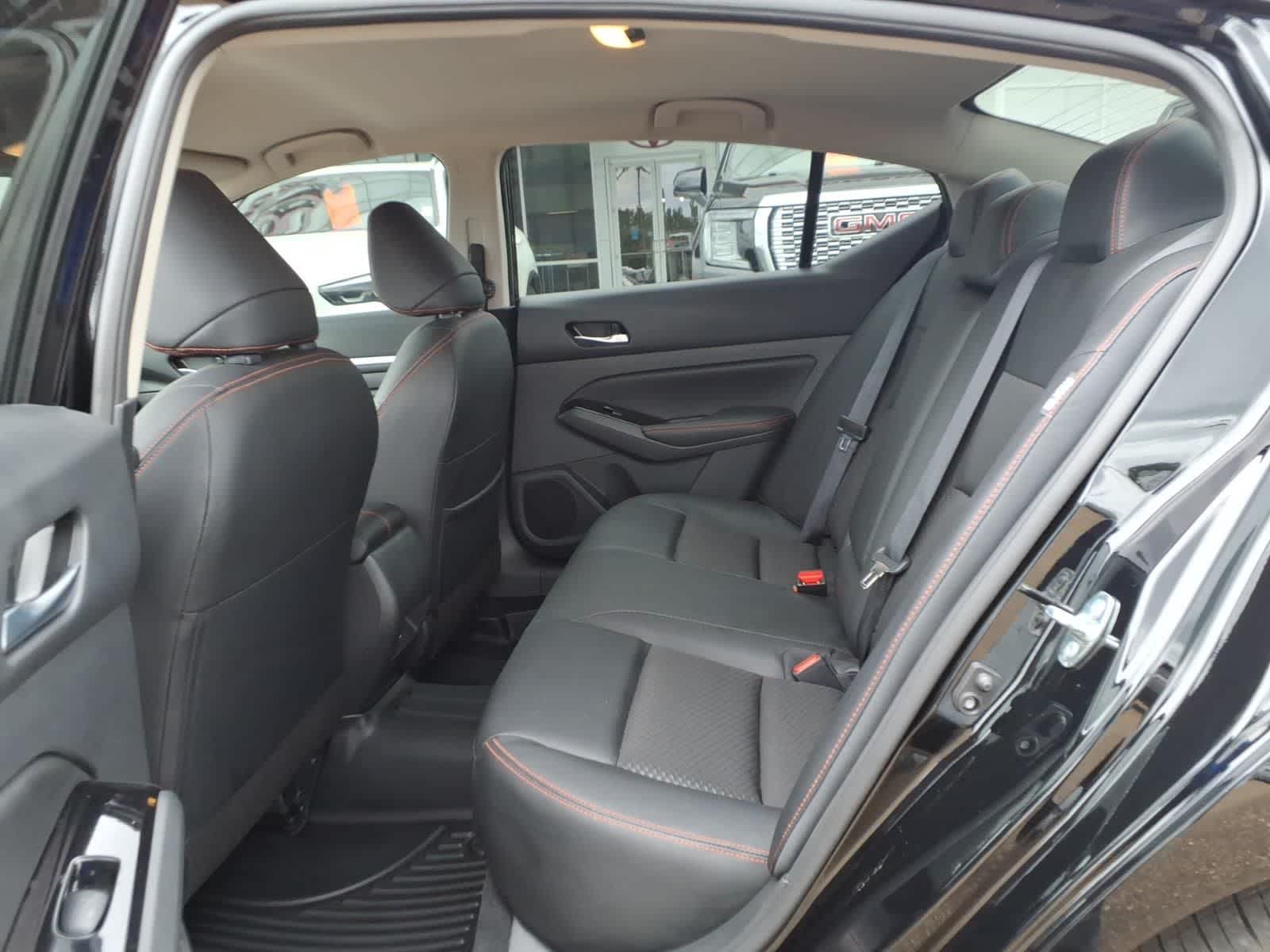 2025 Nissan Altima SR FWD