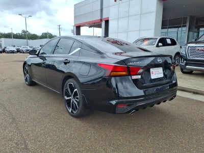 2025 Nissan Altima SR FWD