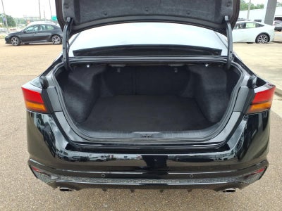 2025 Nissan Altima SR FWD
