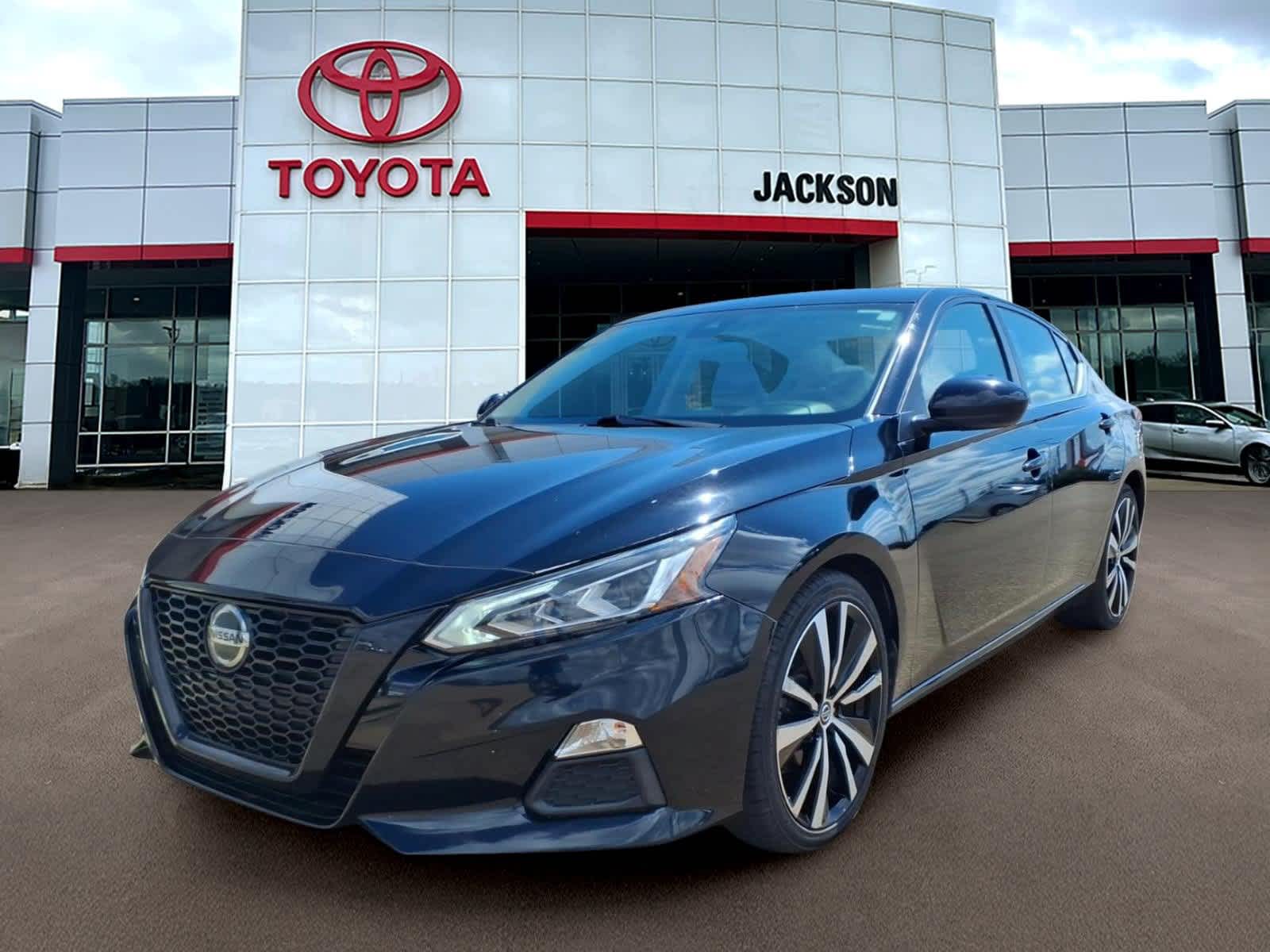 2020 Nissan Altima 2.5 SR Sedan