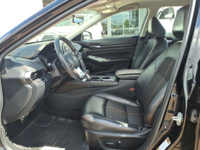 2020 Nissan Altima 2.5 SR Sedan