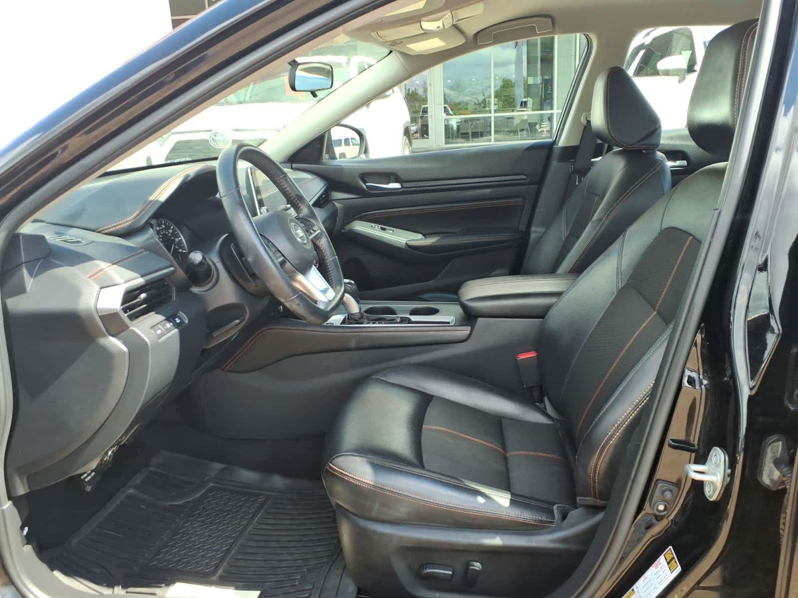 2020 Nissan Altima 2.5 SR Sedan