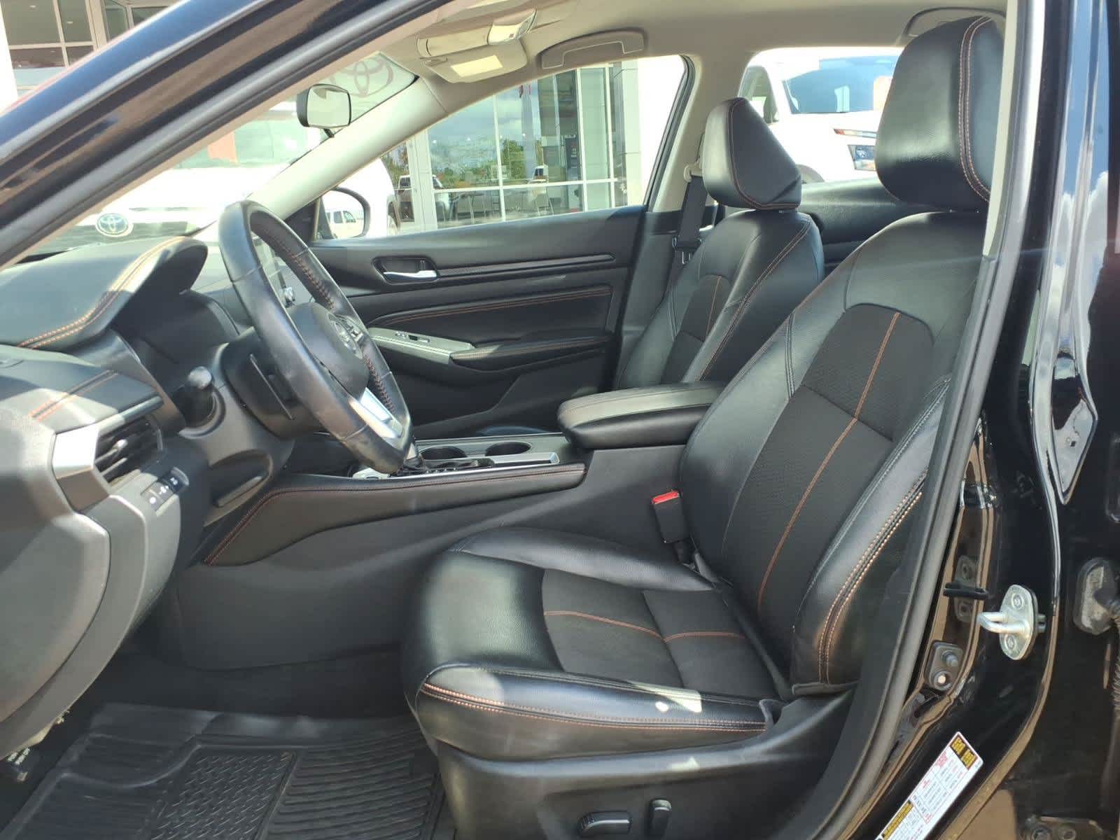 2020 Nissan Altima 2.5 SR Sedan