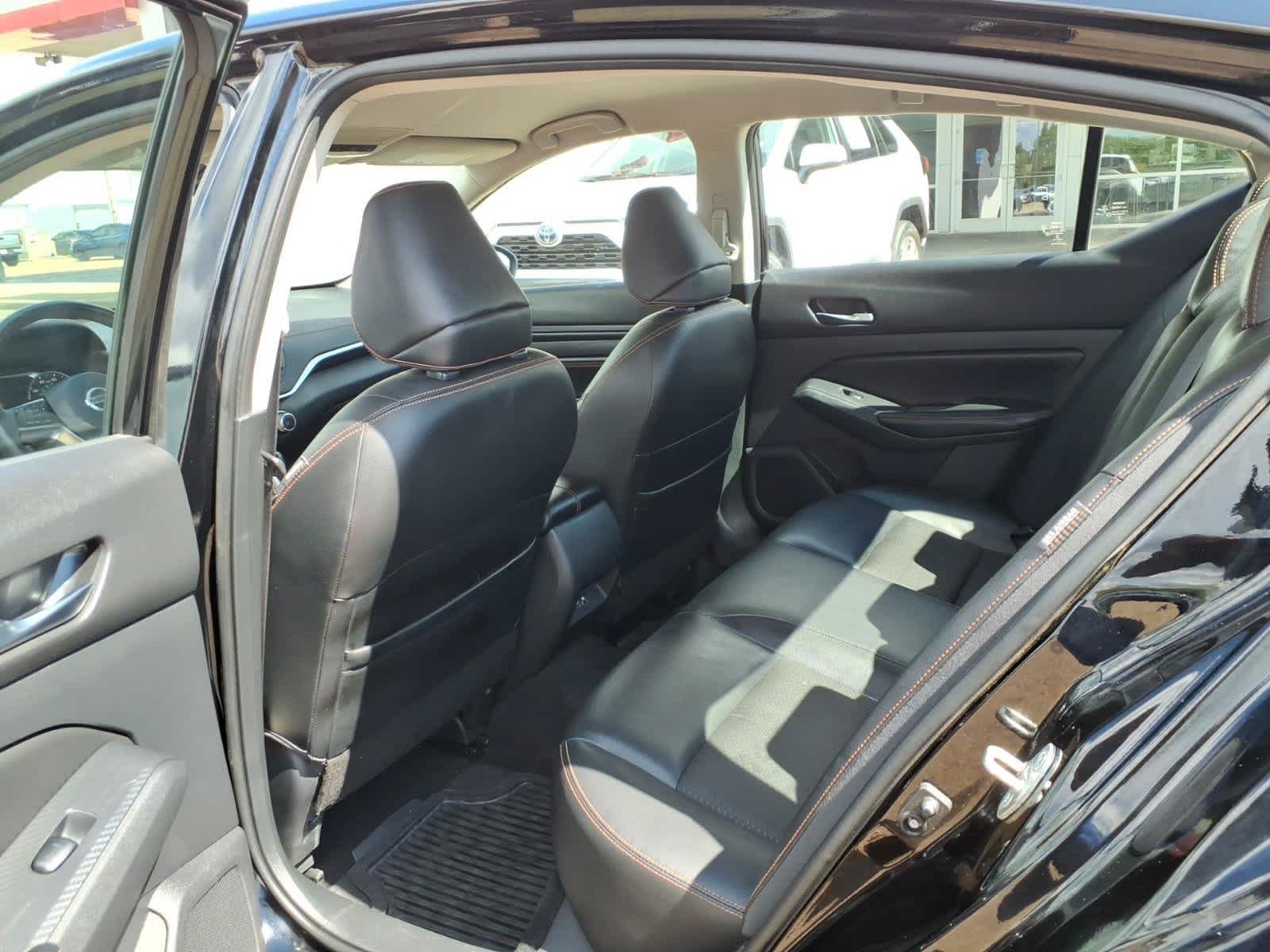 2020 Nissan Altima 2.5 SR Sedan