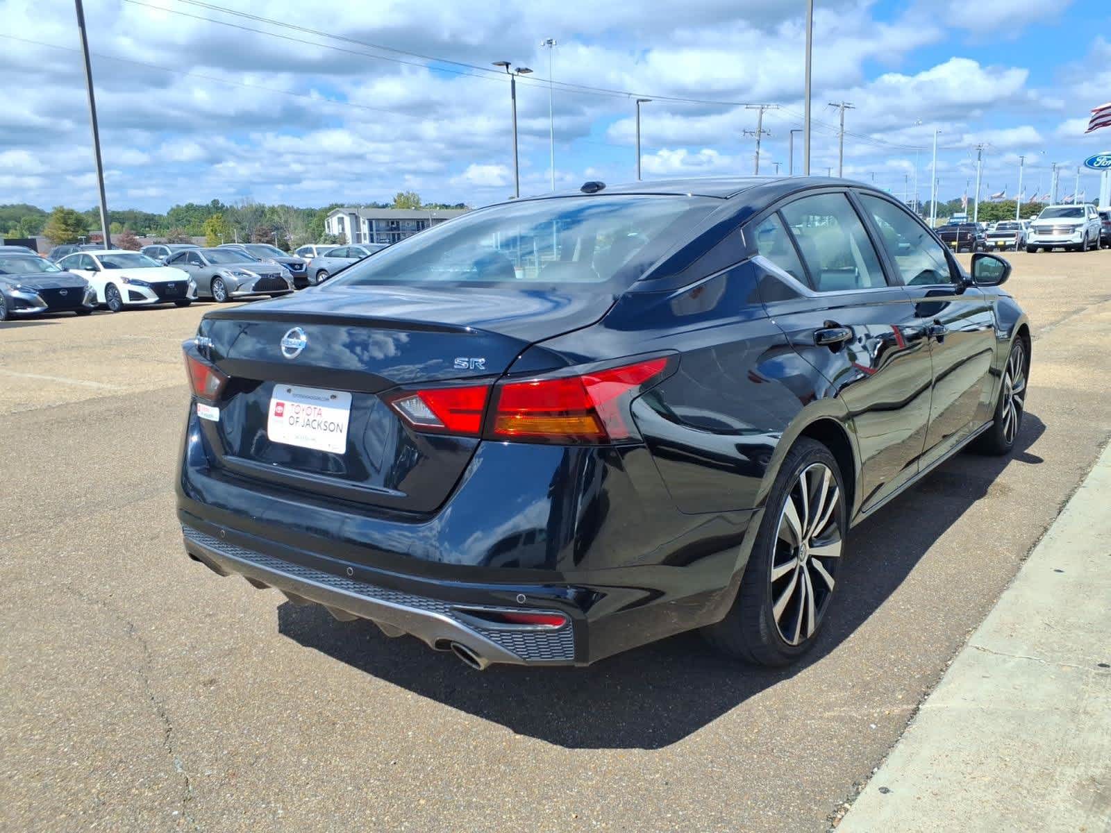 2020 Nissan Altima 2.5 SR Sedan