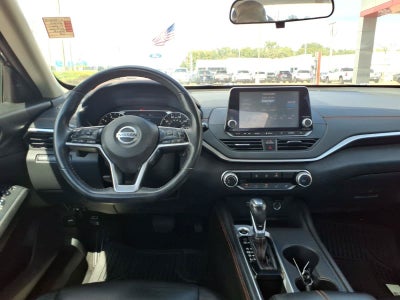 2020 Nissan Altima 2.5 SR Sedan