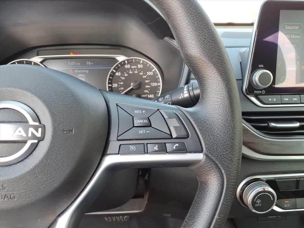 2024 Nissan Altima 2.5 SV Sedan