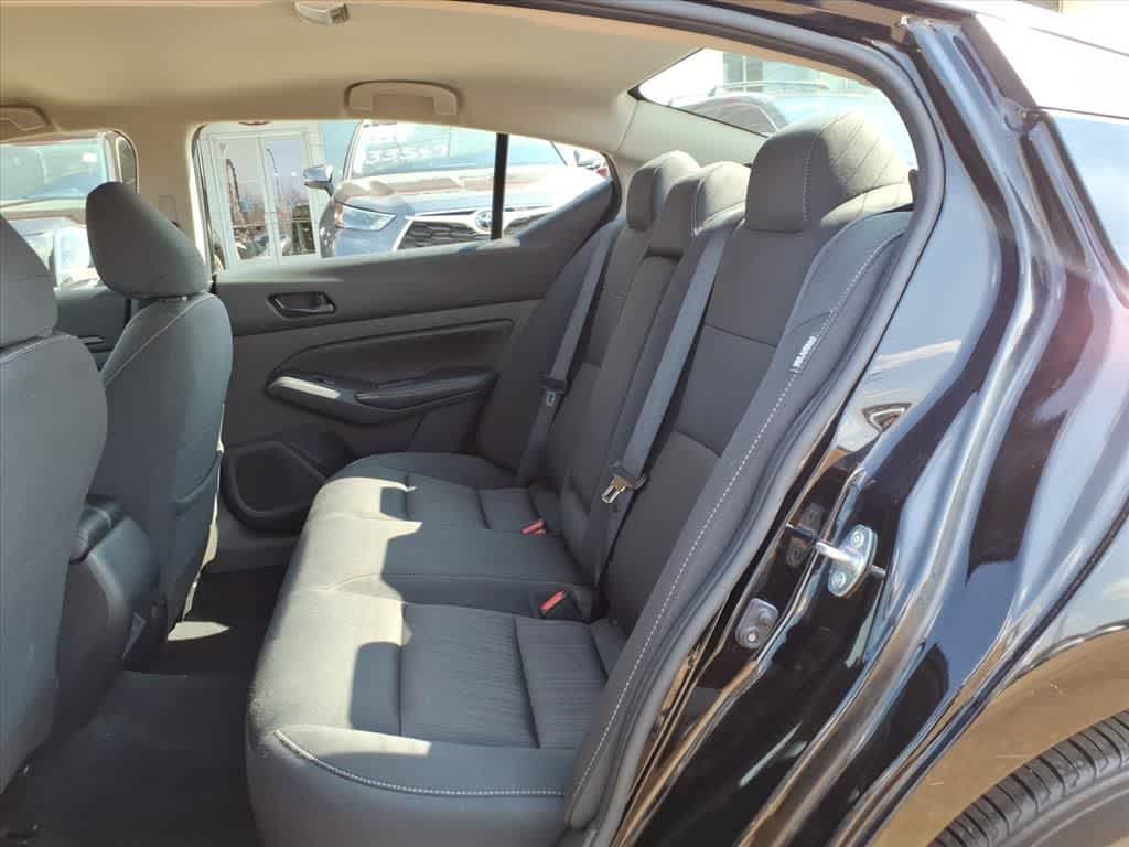 2024 Nissan Altima 2.5 SV Sedan