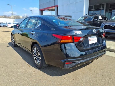 2024 Nissan Altima 2.5 SV Sedan
