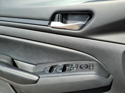 2024 Nissan Altima 2.5 SV Sedan