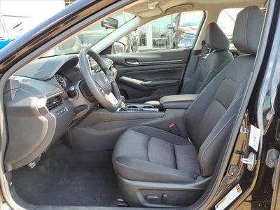 2024 Nissan Altima 2.5 SV Sedan