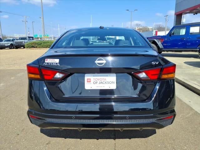 2024 Nissan Altima 2.5 SV Sedan