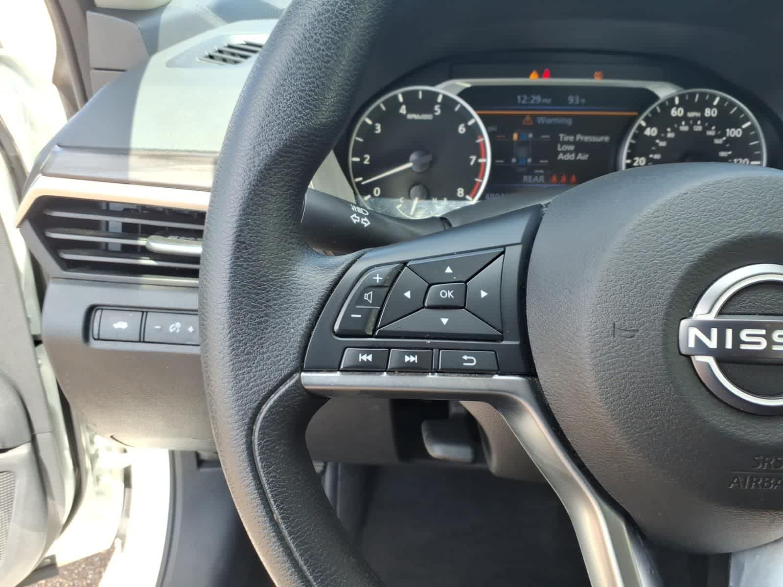 2025 Nissan Altima SV FWD