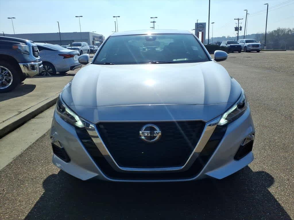 2021 Nissan Altima 2.5 SV Sedan