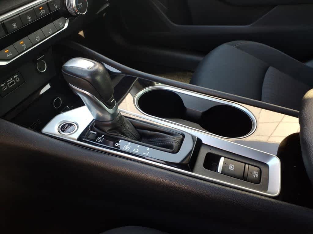 2021 Nissan Altima 2.5 SV Sedan