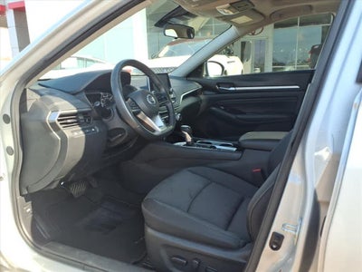 2021 Nissan Altima 2.5 SV Sedan