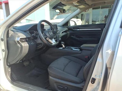 2021 Nissan Altima 2.5 SV Sedan