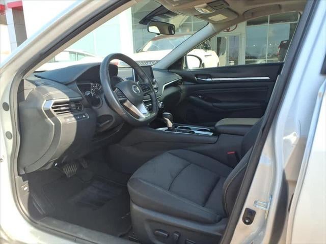 2021 Nissan Altima 2.5 SV Sedan