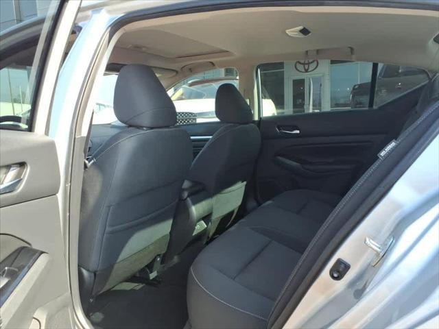 2021 Nissan Altima 2.5 SV Sedan