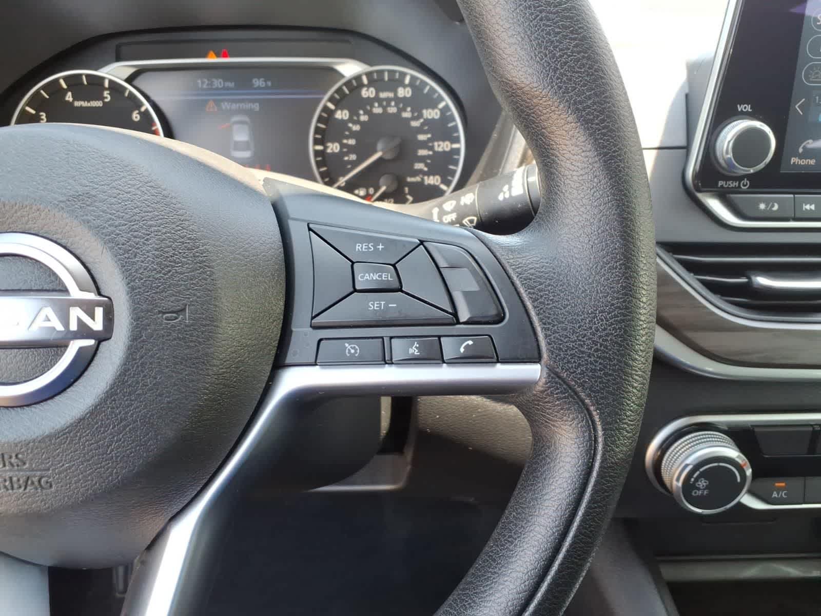 2025 Nissan Altima SV FWD
