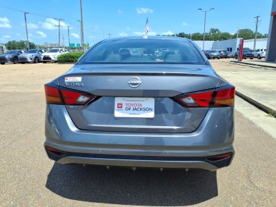 2025 Nissan Altima SV FWD