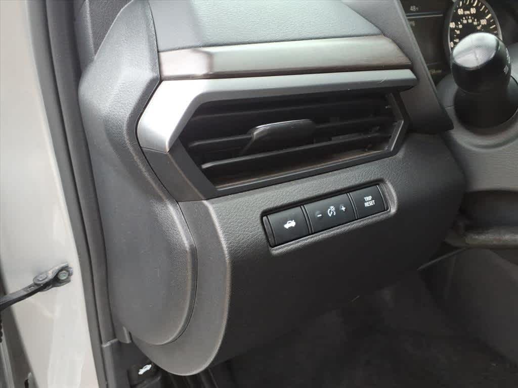 2024 Nissan Altima 2.5 SV Sedan